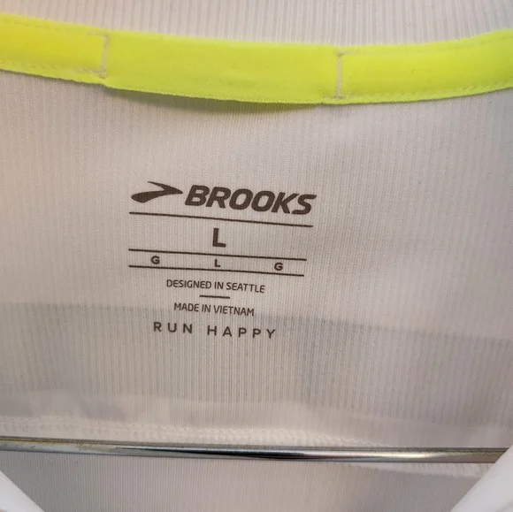 Brooks Long Sleeve running top - Picture 2 of 4